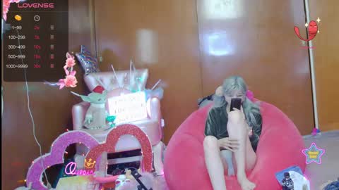 Skinnygirl online show from 05/15/26, 11:45