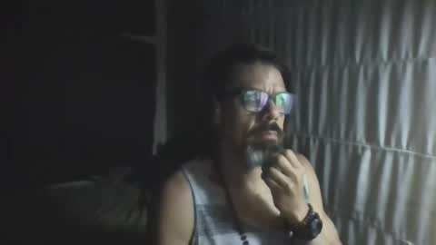 La Genova esta Dura beard boy male dick mastubate latinosexy latinohot latino glasses mature strong stronglegs online show from 05/07/26, 02:28