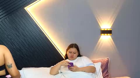    online show from 02/25/26, 10:52