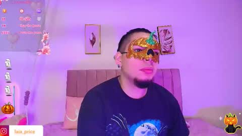 Snapshot of laia_and_damian chatting on 10/31/25, 12:28 laia_and_damian online show from 10/31/25, 12:28