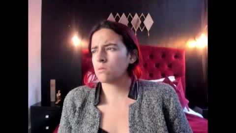 Laia  online show from 02/10/26, 11:47