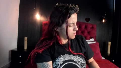 Snapshot of laia_jonees chatting on 04/19/26, 11:53 Laia online show from 04/19/26, 11:53