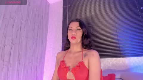 laiily bell online show from 11/30/25, 12:53