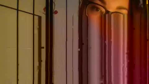 Snapshot of laikachka chatting on 09/20/25, 03:51 Laika Darling online show from 09/20/25, 03:51