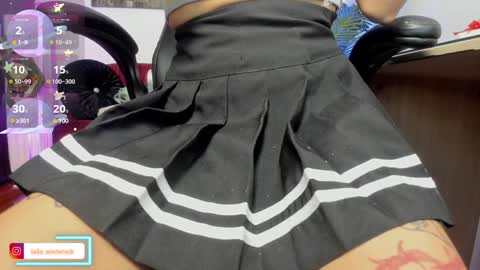 Snapshot of laila_angel chatting on 12/12/24, 02:37 laila_angel online show from 12/12/24, 02:37