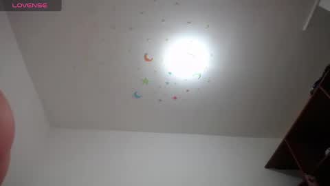 Snapshot of laila_laly chatting on 01/06/25, 09:43 Leila Laly online show from 01/06/25, 09:43