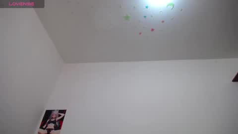 Snapshot of laila_laly chatting on 02/07/25, 02:47 Leila Laly online show from 02/07/25, 02:47