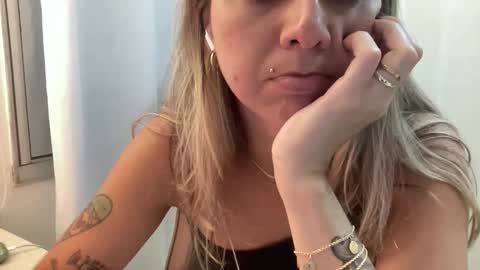 lailayourangel online show from 12/22/25, 12:40