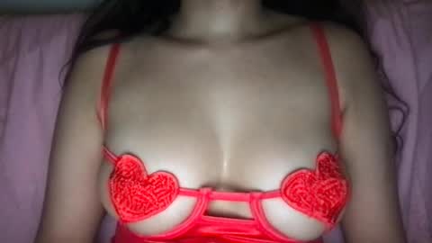 Snapshot of lailayousef chatting on 12/14/24, 05:40 Laila Yousef online show from 12/14/24, 05:40