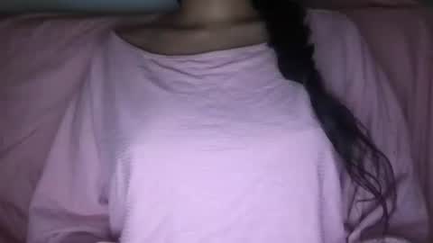 Snapshot of lailayousef chatting on 01/04/25, 01:10 Laila Yousef online show from 01/04/25, 01:10