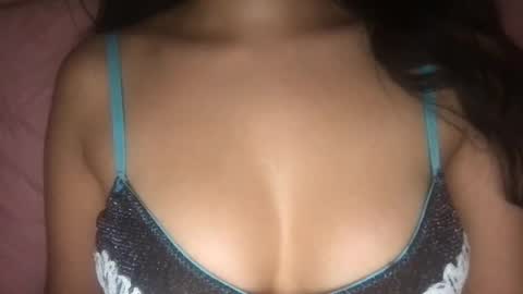 Snapshot of lailayousef chatting on 01/05/25, 06:02 Laila Yousef online show from 01/05/25, 06:02