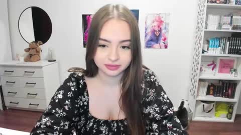 Kira online show from 03/06/25, 02:41