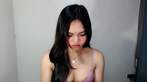 Snapshot of laire_allure chatting on 05/06/26, 06:41 laire online show from 05/06/26, 06:41