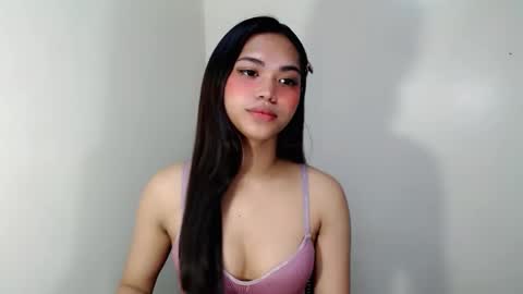 Snapshot of laire_allure chatting on 05/13/26, 06:22 laire online show from 05/13/26, 06:22
