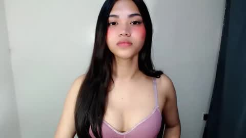 Snapshot of laire_allure chatting on 05/16/26, 06:32 laire online show from 05/16/26, 06:32