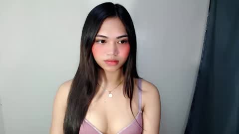 Snapshot of laire_allure chatting on 05/19/26, 06:09 laire online show from 05/19/26, 06:09