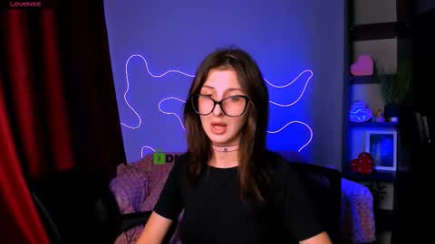 Snapshot of laisy_flay chatting on 09/21/25, 01:57 laisy online show from 09/21/25, 01:57