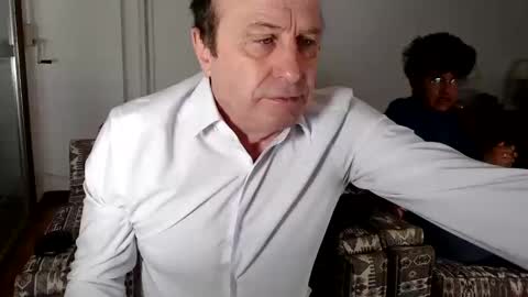 lajose52 online show from 01/01/25, 09:49