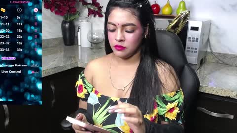 Laskhmirani online show from 02/01/25, 10:15