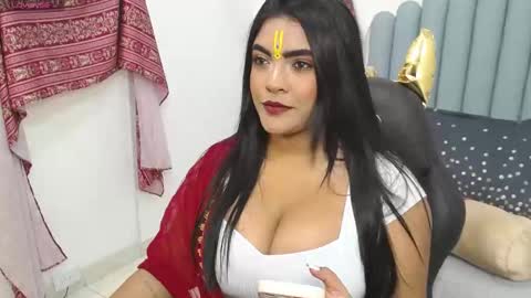 Laskhmirani online show from 10/06/25, 07:11