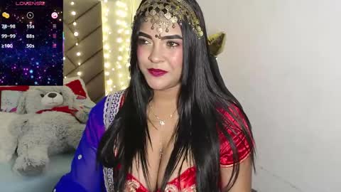 Snapshot of lakshmirani617378 chatting on 06/08/26, 12:05 Laskhmirani online show from 06/08/26, 12:05