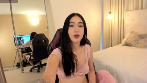 Snapshot of lala_demon chatting on 04/06/26, 12:17 lala_demon online show from 04/06/26, 12:17