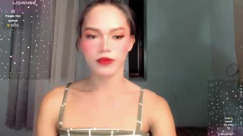 Snapshot of lala_moves chatting on 04/07/26, 03:07 Joxie online show from 04/07/26, 03:07