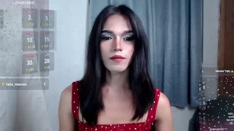Snapshot of lala_moves chatting on 04/19/26, 12:59 Joxie online show from 04/19/26, 12:59