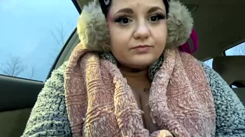 lalaaacx3 online show from 02/05/25, 10:44