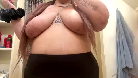 lalaaacx3 online show from 02/18/25, 07:19