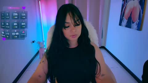 Snapshot of lalablack1_ chatting on 02/12/25, 01:09 lalablack1_ online show from 02/12/25, 01:09