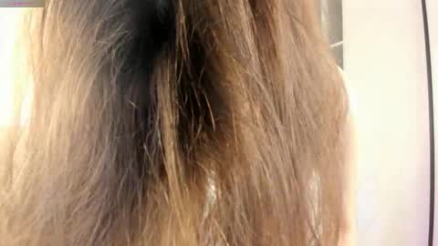 Julia online show from 10/12/25, 08:08