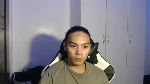 Snapshot of lalakinghugecock_2 chatting on 11/10/25, 05:12 lalakinghugecock_2 online show from 11/10/25, 05:12