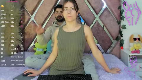 lalau online show from 09/18/25, 12:01