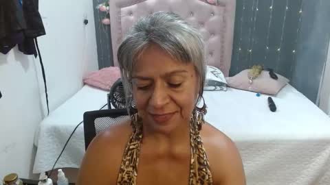 lalisha online show from 11/02/25, 07:16