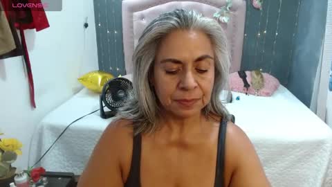 Snapshot of lalisha_96 chatting on 05/27/26, 11:24 lalisha online show from 05/27/26, 11:24