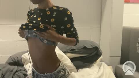 Snapshot of lalunevelvet chatting on 02/10/25, 06:20 lalunevelvet online show from 02/10/25, 06:20