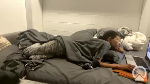 Snapshot of lalunevelvet chatting on 02/13/25, 08:17 lalunevelvet online show from 02/13/25, 08:17