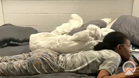 Snapshot of lalunevelvet chatting on 02/16/25, 04:42 lalunevelvet online show from 02/16/25, 04:42