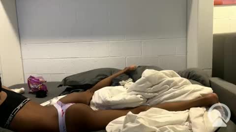 Snapshot of lalunevelvet chatting on 02/28/25, 03:04 lalunevelvet online show from 02/28/25, 03:04