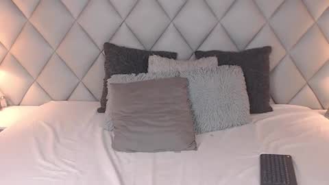 Laly Castro online show from 01/29/25, 06:07