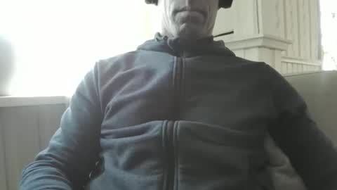 Snapshot of lamanta72hot chatting on 04/22/26, 10:06 lamanta72hot online show from 04/22/26, 10:06