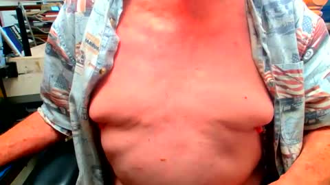 Snapshot of lamarbrazil chatting on 03/05/26, 10:39 lamarbrazil online show from 03/05/26, 10:39