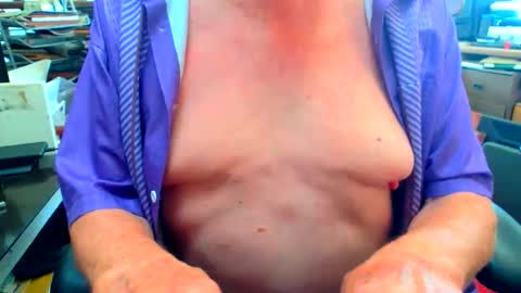 Snapshot of lamarbrazil chatting on 03/09/26, 04:33 lamarbrazil online show from 03/09/26, 04:33