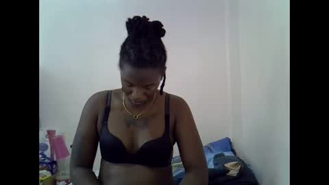 Snapshot of lamensha chatting on 09/22/25, 08:27 lamensha online show from 09/22/25, 08:27