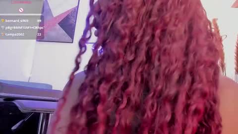 Snapshot of lana__beaux chatting on 02/19/25, 11:04 online show from 02/19/25, 11:04