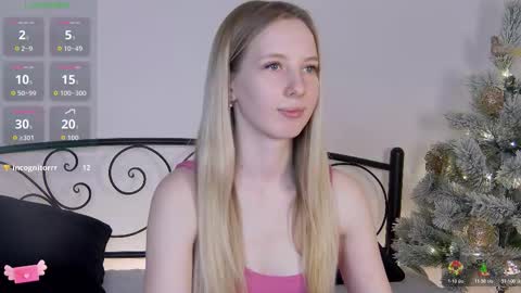 Snapshot of lana__j chatting on 12/19/25, 09:11 Liana online show from 12/19/25, 09:11