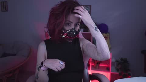 Snapshot of lana__may chatting on 02/07/25, 08:11 just call me Lana  and her security online show from 02/07/25, 08:11