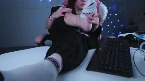 Snapshot of lana__may chatting on 03/01/25, 05:38 just call me Lana  and her security online show from 03/01/25, 05:38