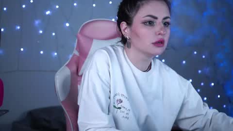 Snapshot of lana__may chatting on 03/09/25, 11:58 just call me Lana  and her security online show from 03/09/25, 11:58